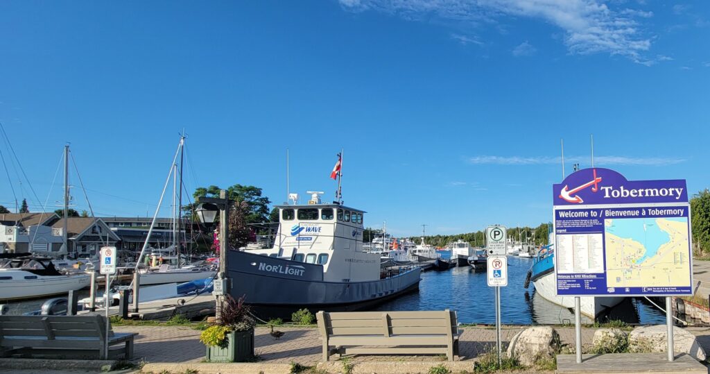 Boats docked in Tobermory